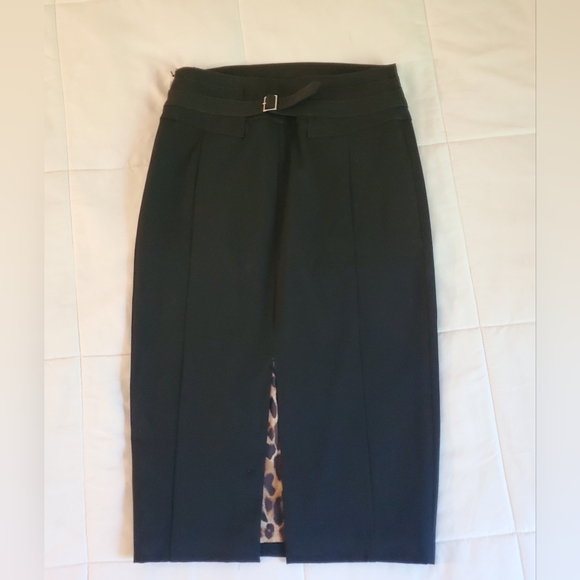 Express Pencil Skirt - Picture 2 of 9